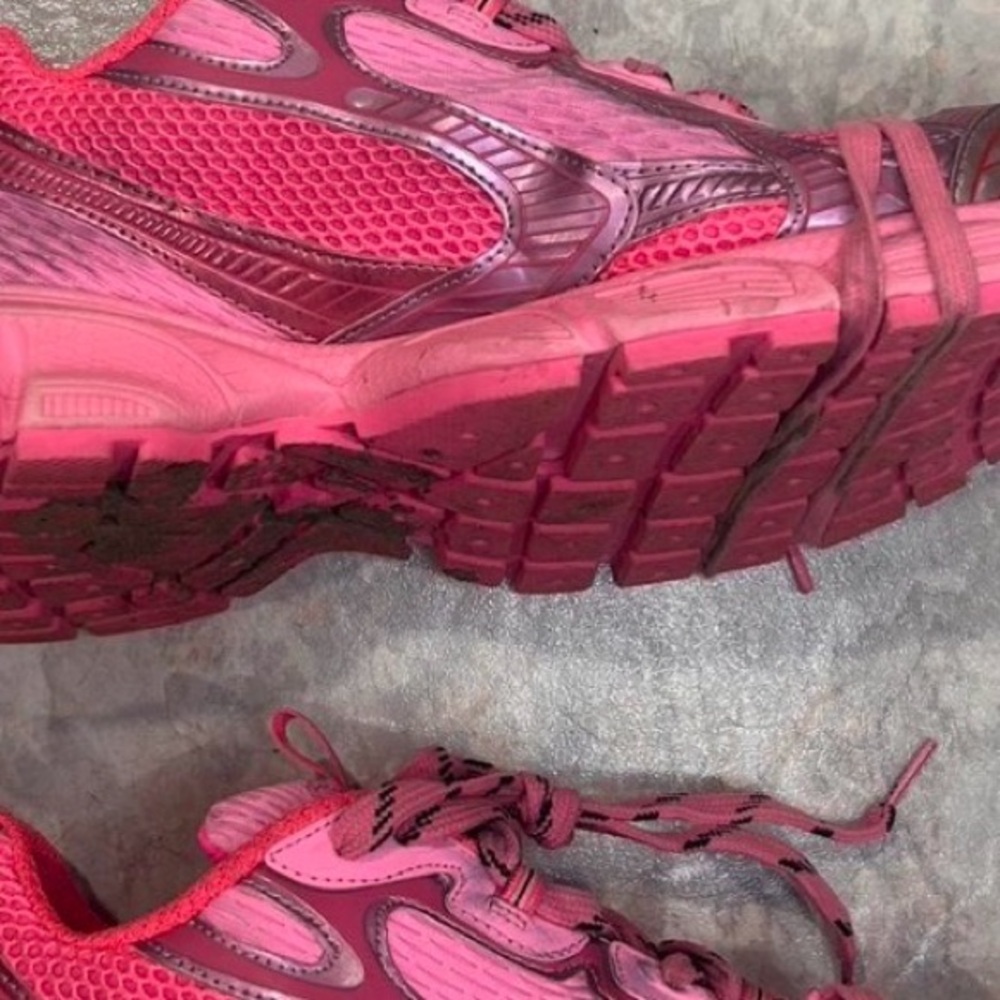 Balenciaga Pink and Silver Sneakers - Picture 4 of 4